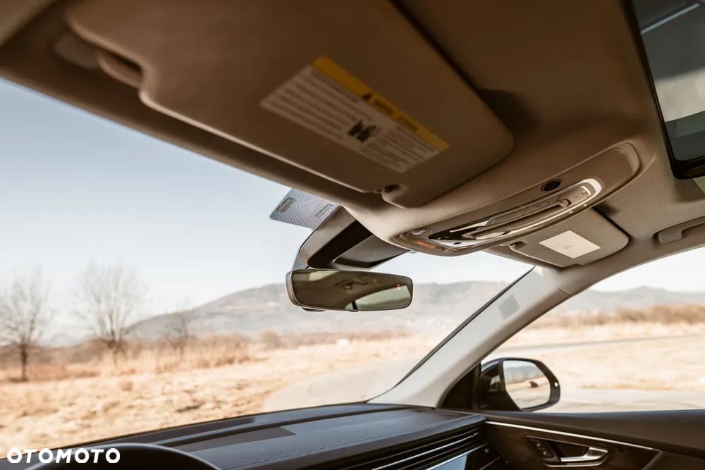 Audi Q8 55 TFSI quattro tiptronic - 32