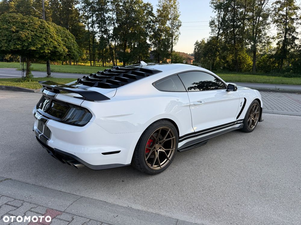 Ford Mustang 5.0 V8 Bullitt - 14