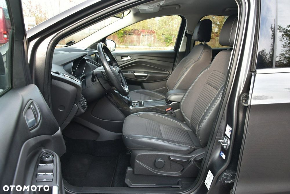 Ford Kuga 2.0 TDCi 4WD Titanium - 17