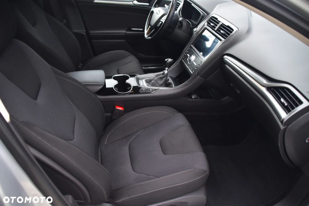 Ford Mondeo SW 2.0 TDCi ECOnetic Start-Stop Titanium - 12