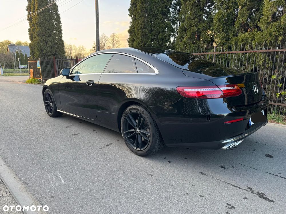 Mercedes-Benz Klasa E 200 9G-TRONIC - 3