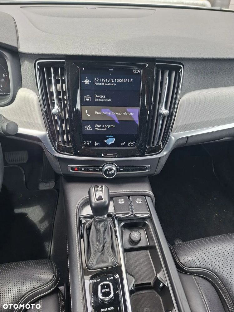 Volvo S90 D4 Inscription - 9