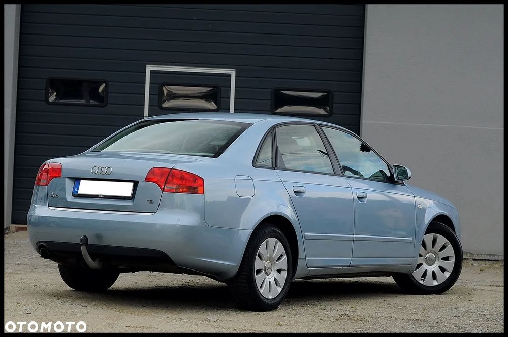 Audi A4 Limousine - 15