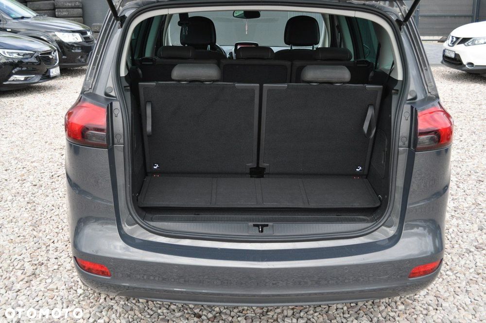 Opel Zafira - 36