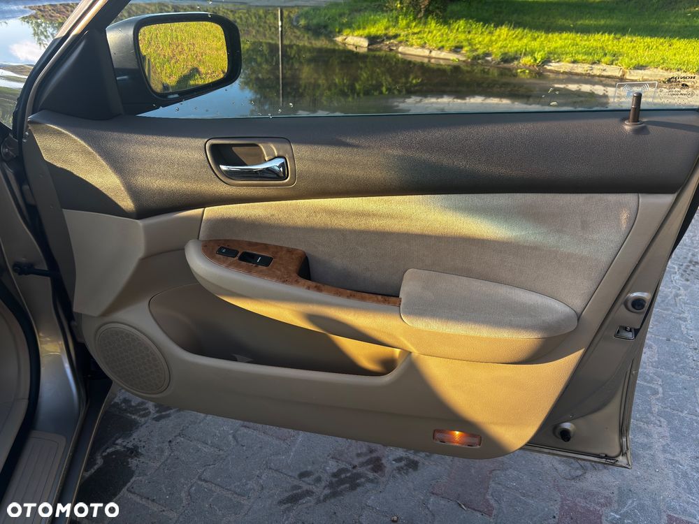 Honda Accord 2.4 LX - 8