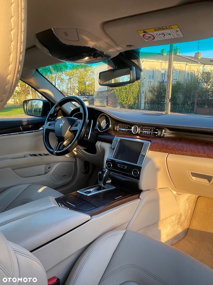 Maserati Quattroporte D - 19