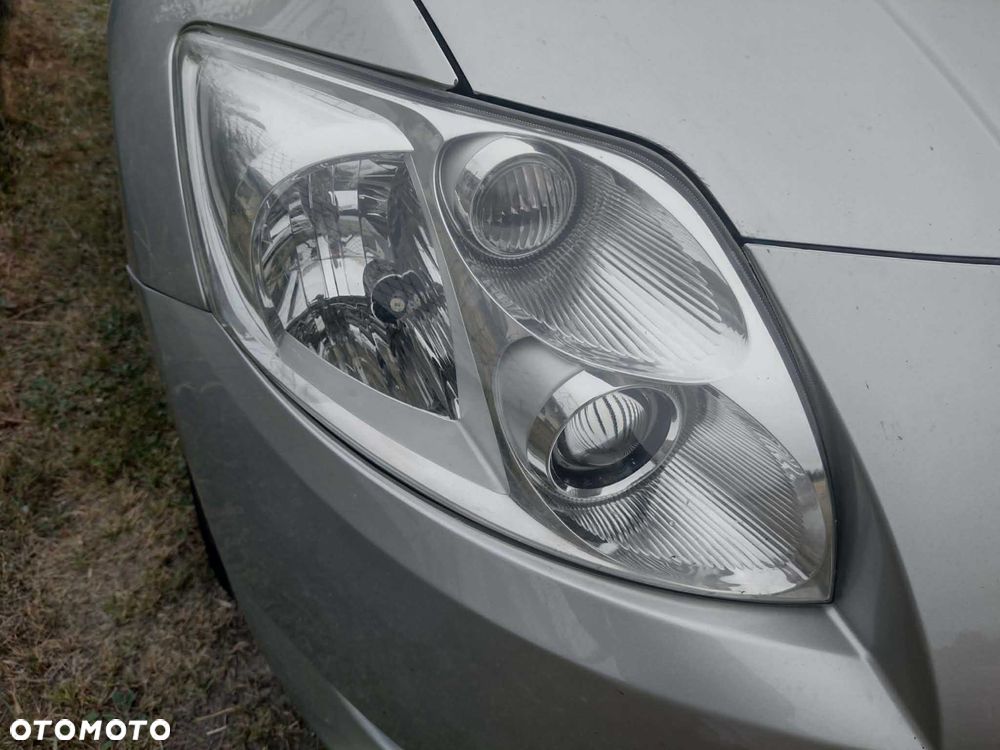 Toyota Auris - 8