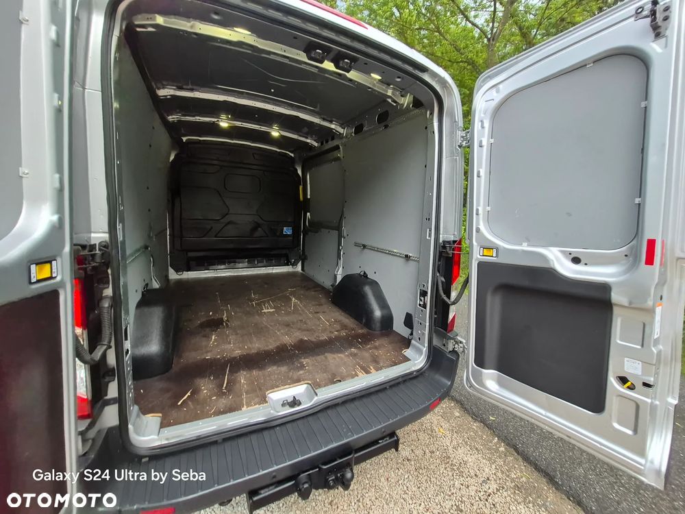 Ford Transit - 18
