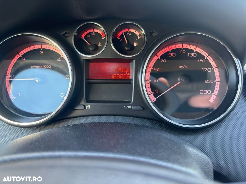 Peugeot 308 HDi FAP 110 Premium - 13