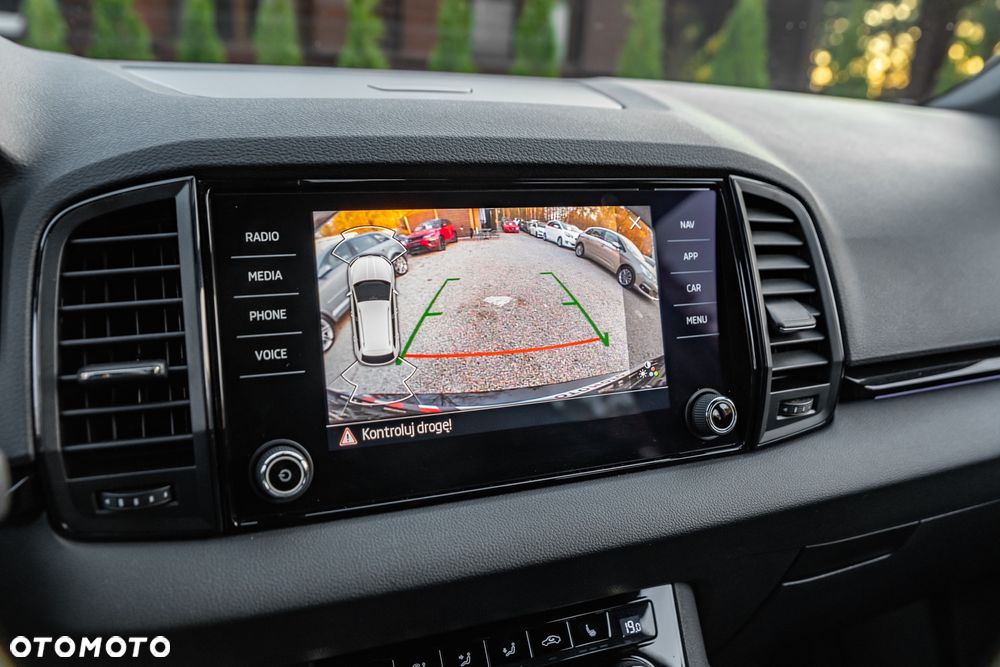 Skoda Karoq 2.0 TSI 4x4 DSG Sportline - 35