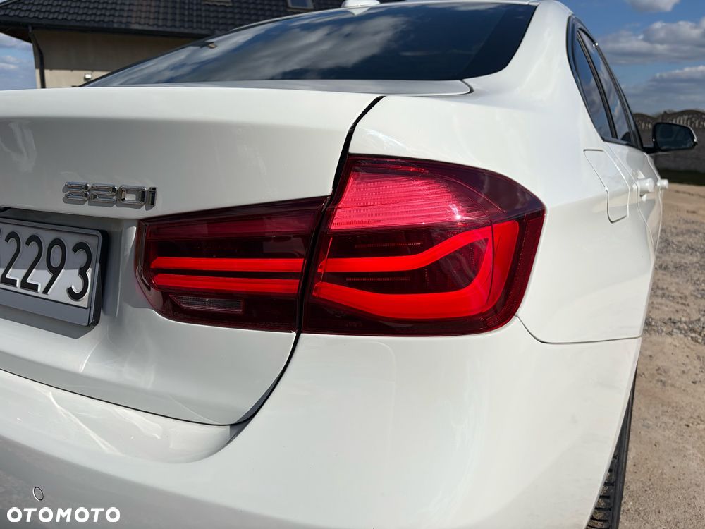 BMW Seria 3 320i Sport-Aut - 6
