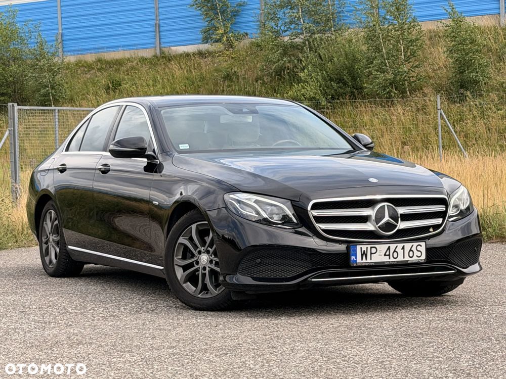 Mercedes-Benz Klasa E 220 d 4-Matic 9G-TRONIC - 6