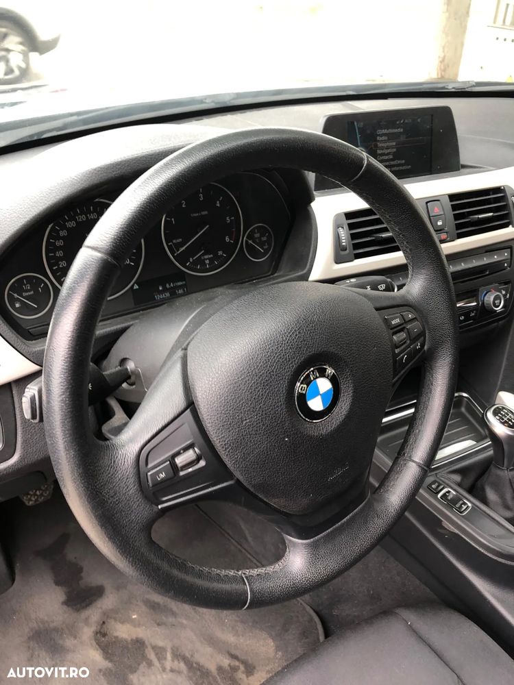 BMW Seria 3 318d - 20