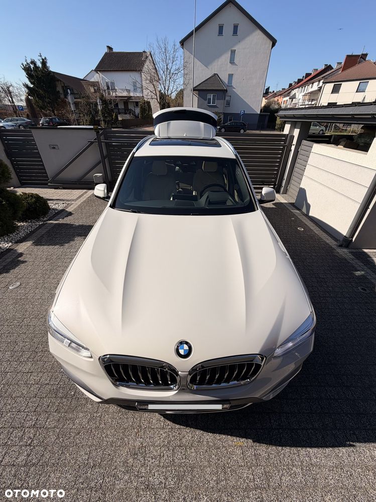 BMW X3 xDrive30i Luxury Line - 11