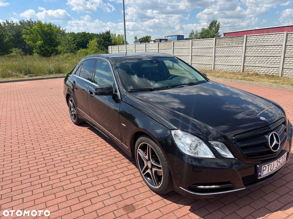 Mercedes-Benz Klasa E 220 CDI DPF BlueEFFICIENCY Automatik Avantgarde - 5