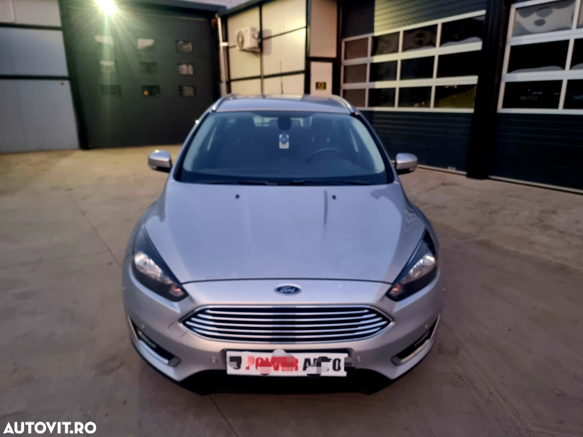 Ford Focus 1.5 EcoBlue Start-Stopp-System Aut. TITANIUM - 10