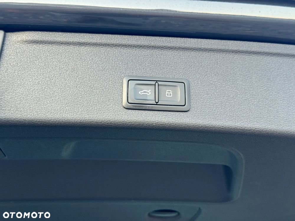 Audi A4 Avant 35 TDI S tronic - 32