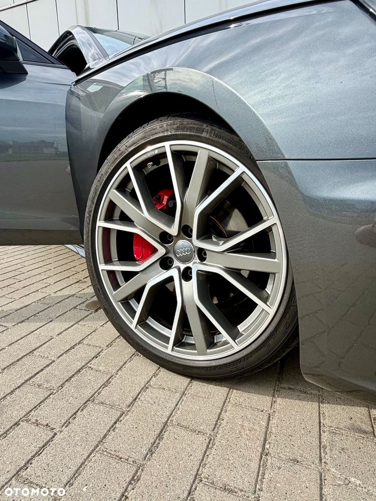 Audi A4 Avant - 16