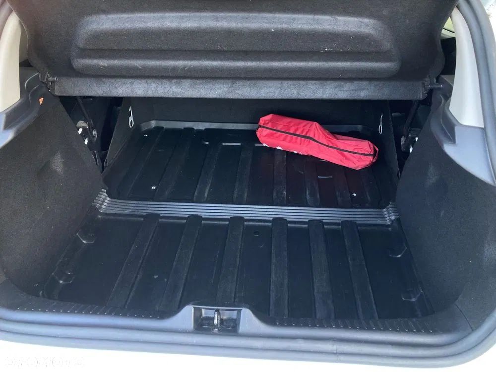 Renault Clio 1.5 dCi Energy Alize - 14