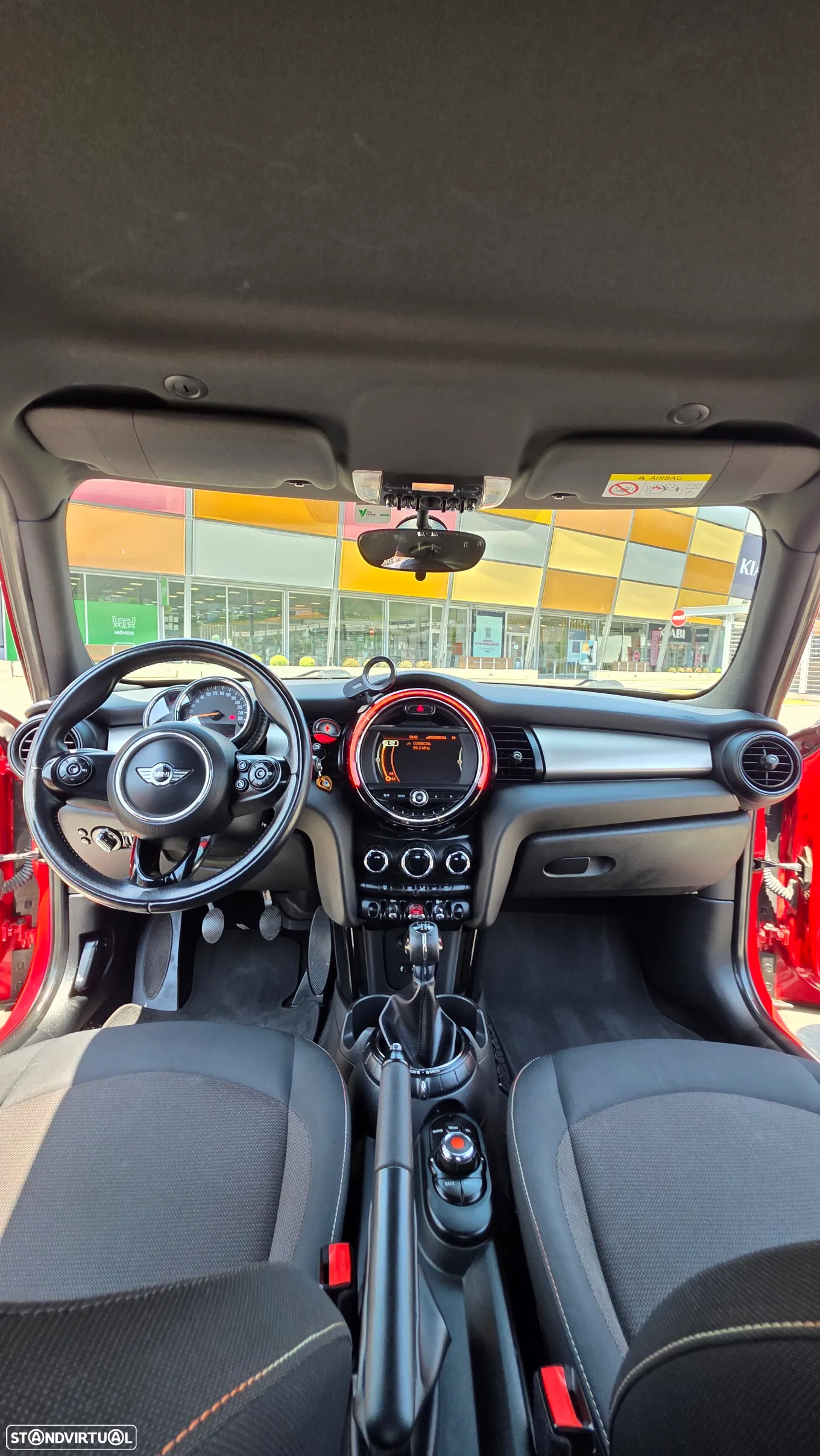 MINI 5 Portas One D - 22