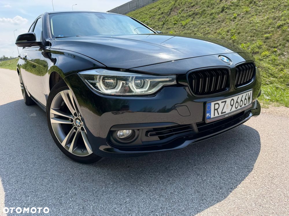 BMW Seria 3 320d xDrive Sport Line - 7