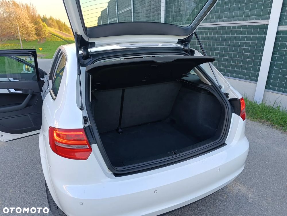 Audi A3 Sportback 2.0 TDI Attraction - 34