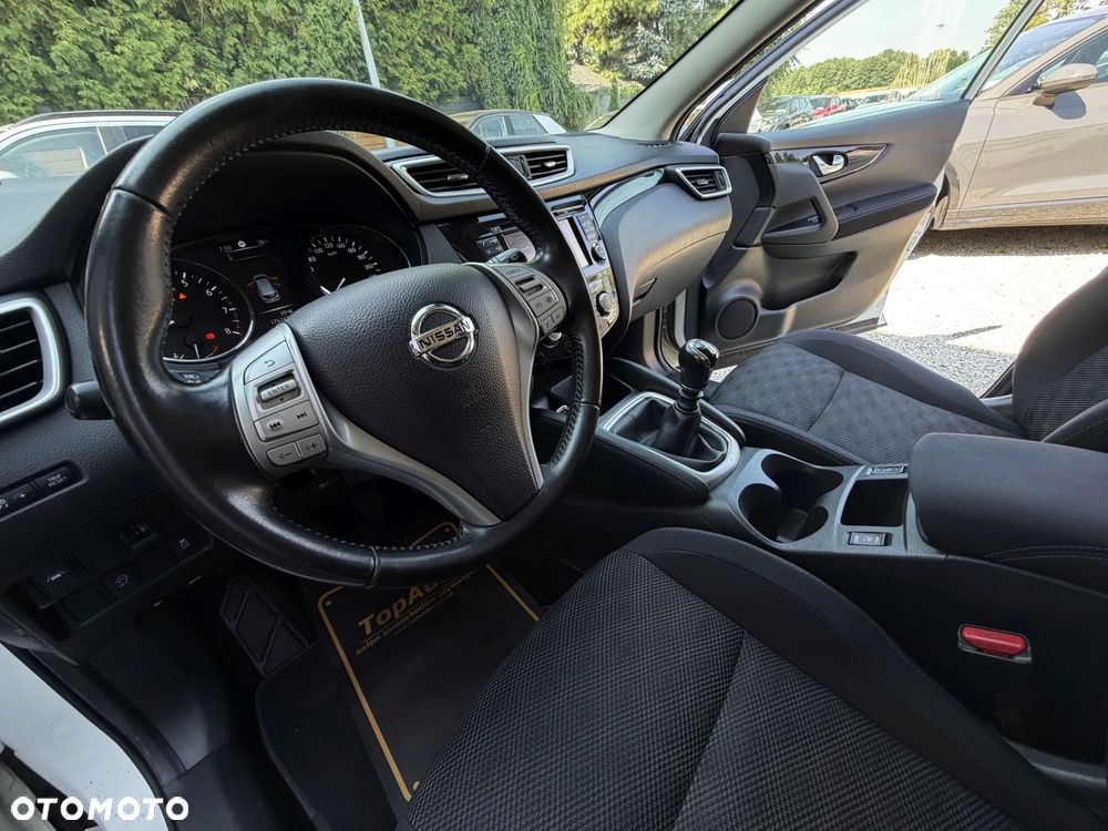Nissan Qashqai 1.6 DIG-T N-Connecta - 19