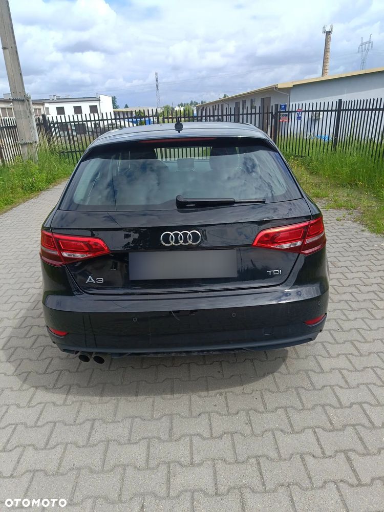Audi A3 Sportback 2.0 TDI S tronic sport - 2