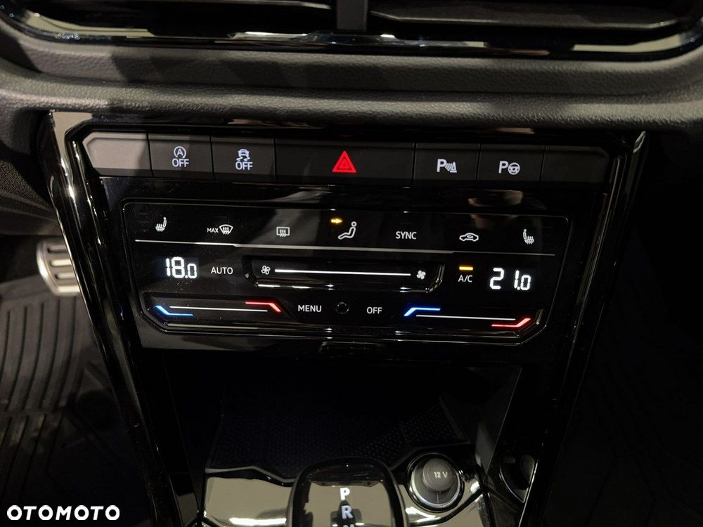 Volkswagen T-Roc - 30