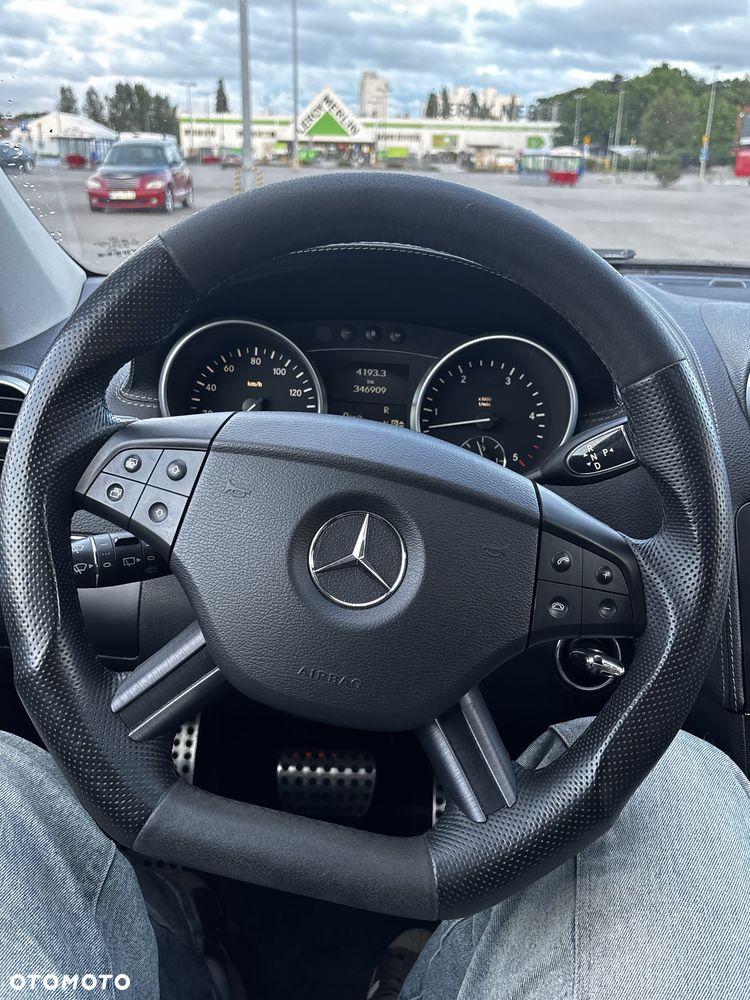 Mercedes-Benz GL - 7