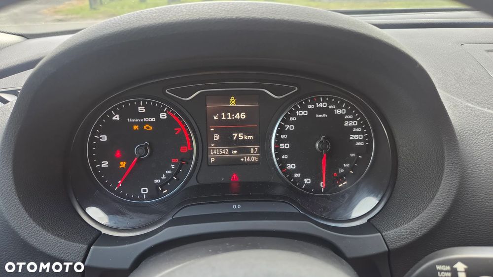 Audi A3 3-drzwiowe 1.4 TFSI S tronic Attraction - 7