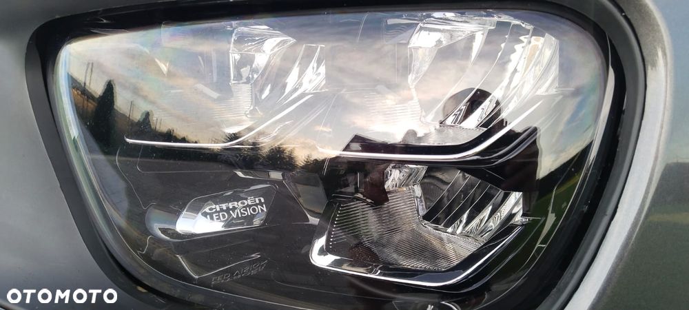 Citroën C3 1.2 PureTech Shine EAT6 - 19