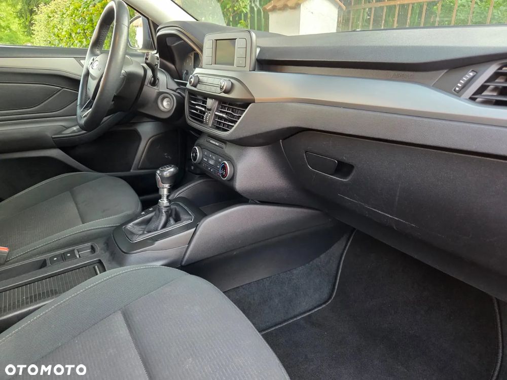 Ford Focus 1.5 EcoBlue Connected - 12