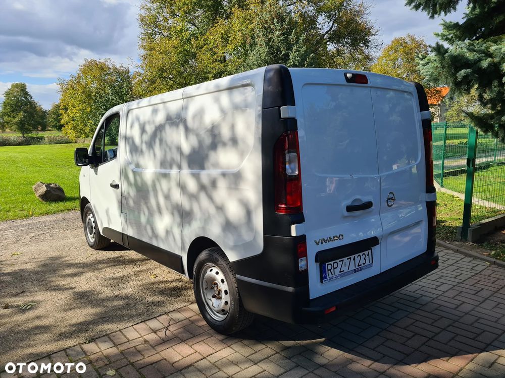 Opel Vivaro - 13