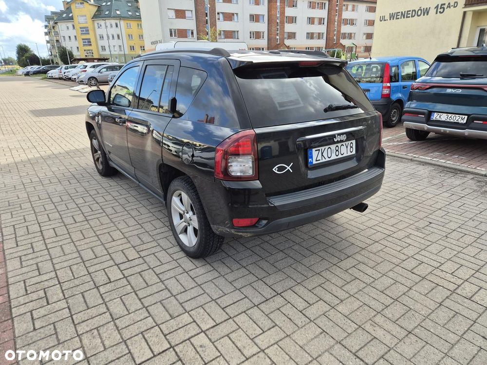Jeep Compass - 4