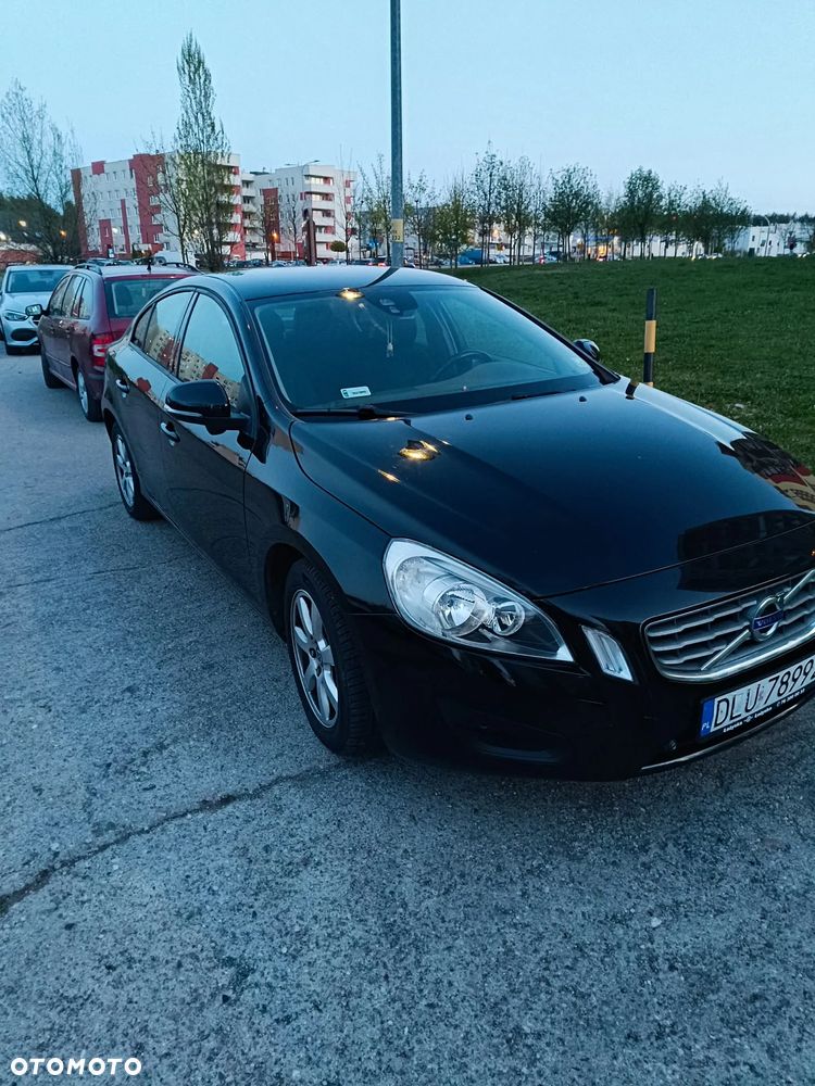 Volvo S60 D3 Kinetic - 1