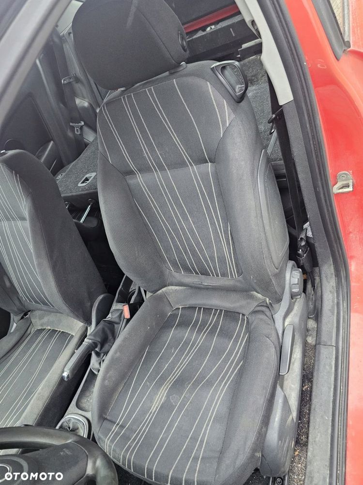 fotel przedni lewy kierowcy opel corsa d 3d - 1