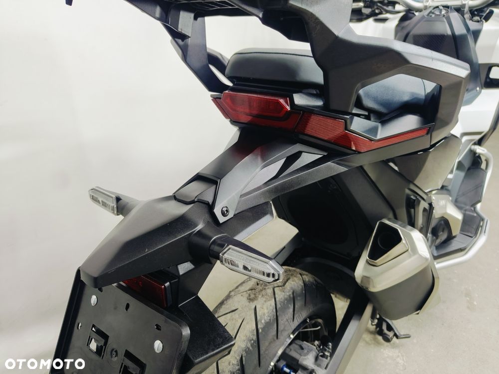 Honda X-ADV - 11