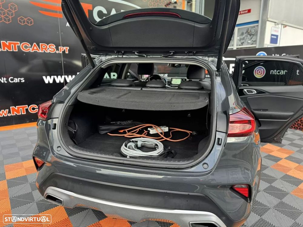 Kia XCeed 1.6 GDi PHEV First Edition - 16
