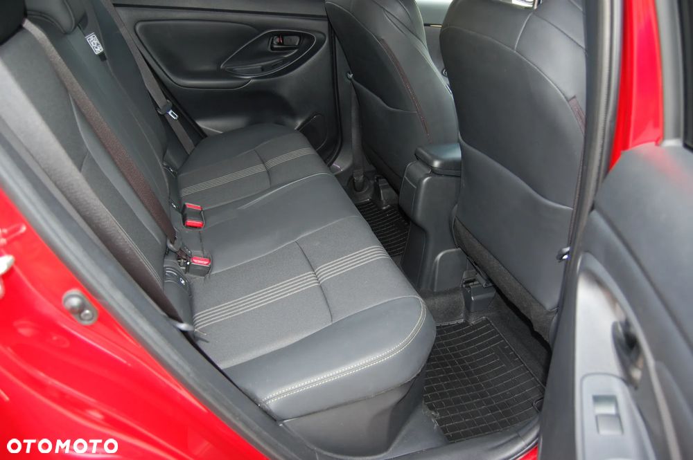 Toyota Yaris Cross 1.5 VVT-i AWD-i Adventure - 25