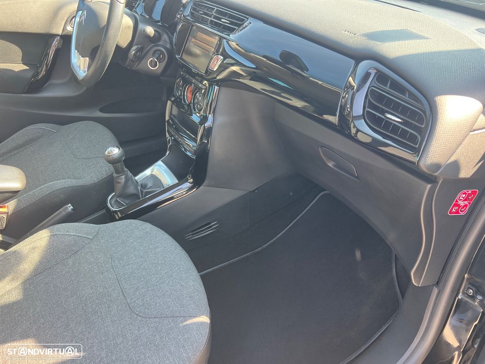 Citroën C3 1.6 e-HDi Exclusive - 32