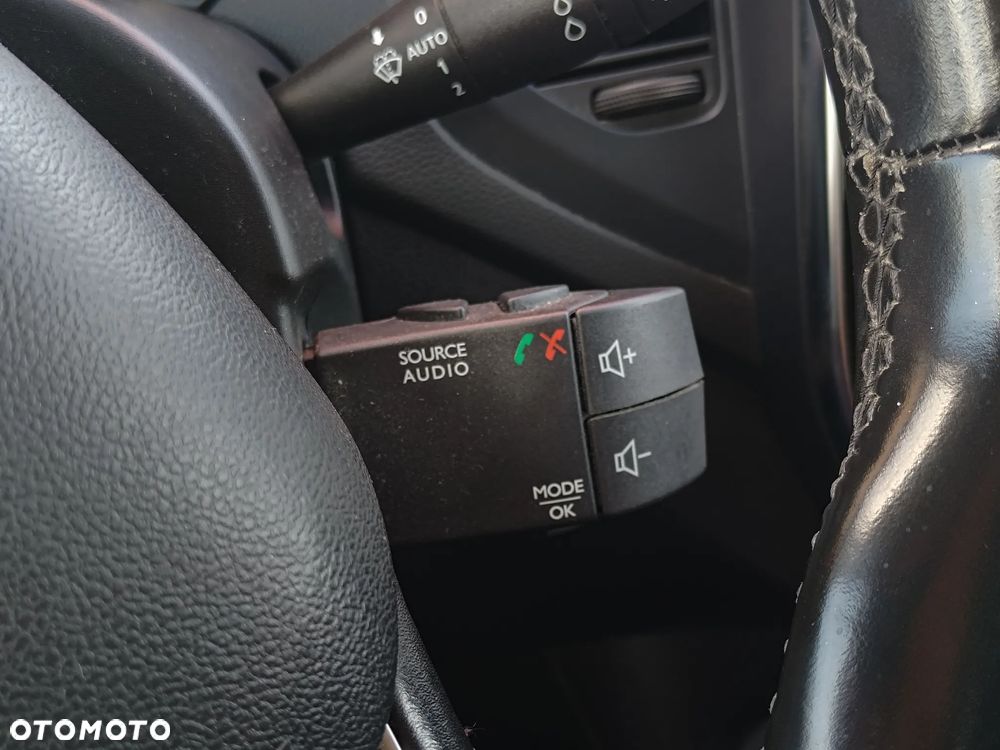 Renault Captur 0.9 Energy TCe Intens - 18