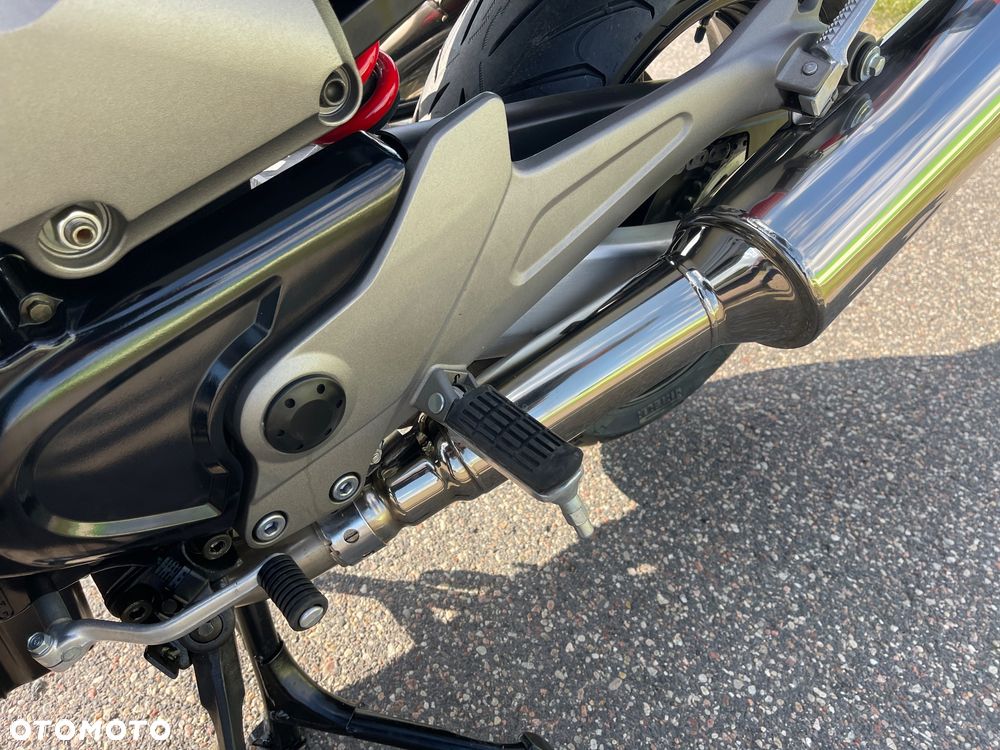 Honda X11 - 24
