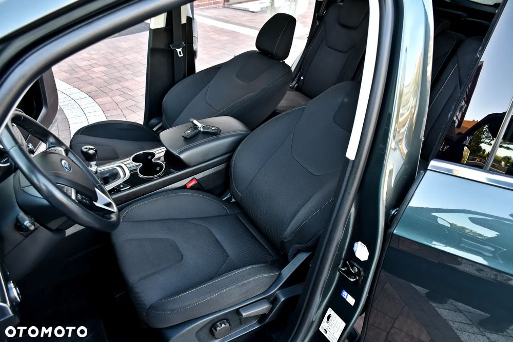 Ford S-Max 1.5 EcoBoost Titanium - 32