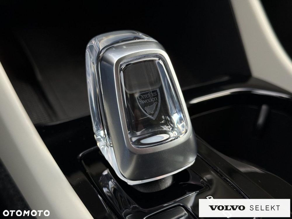 Volvo XC 40 - 24