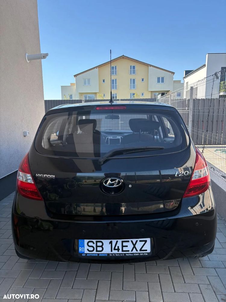 Hyundai i20 - 8