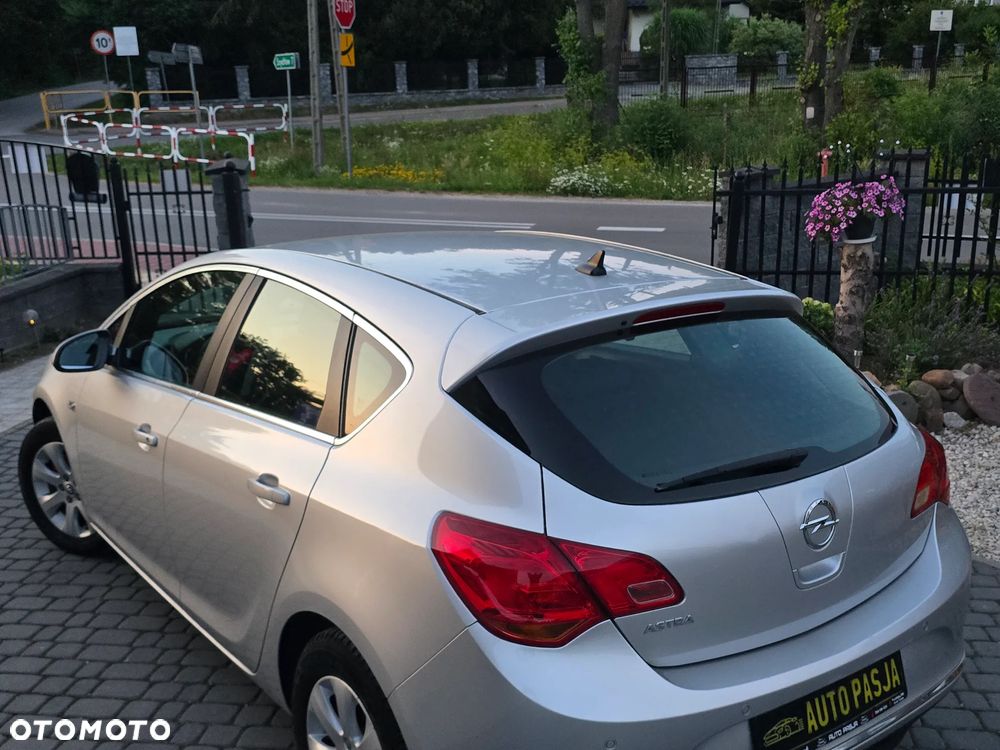 Opel Astra 1.4 Cosmo - 15