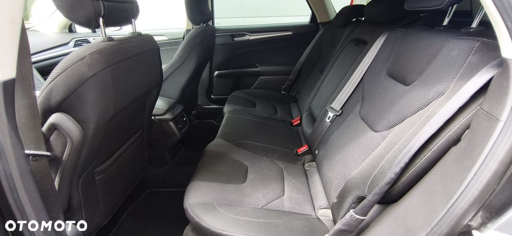 Ford Mondeo 2.0 TDCi Titanium PowerShift - 17