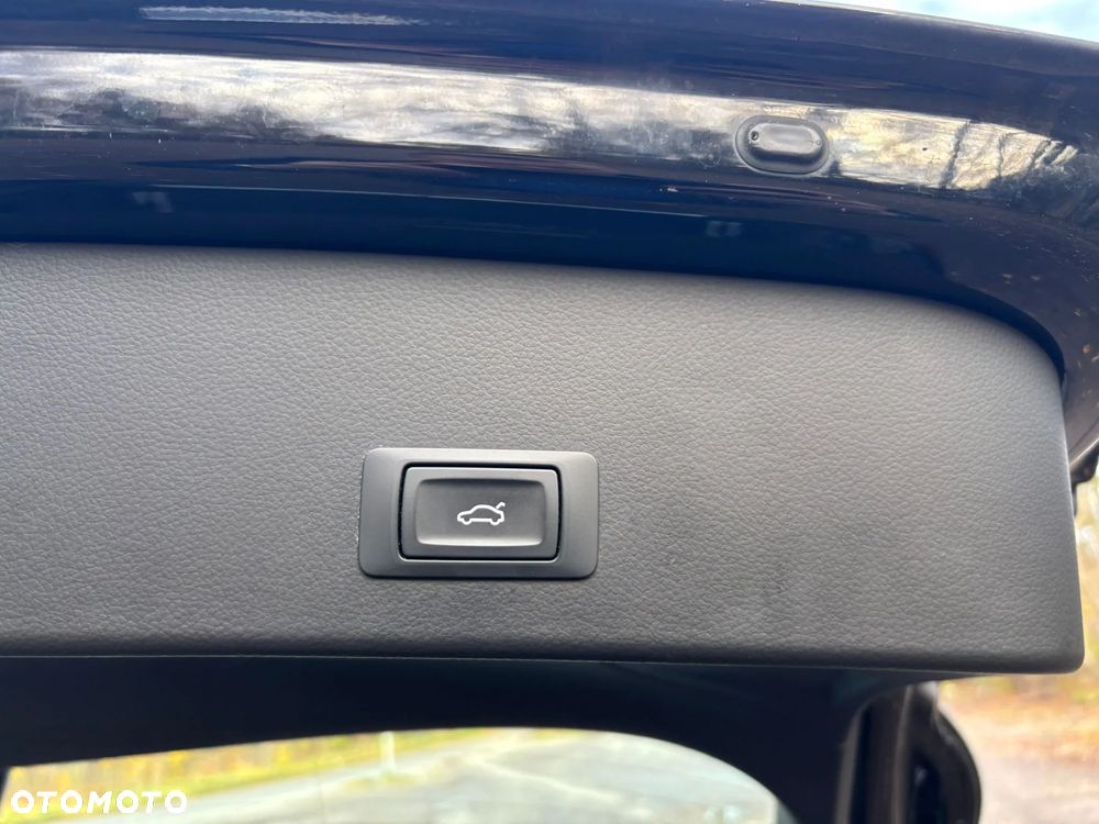 Audi A6 Allroad - 12