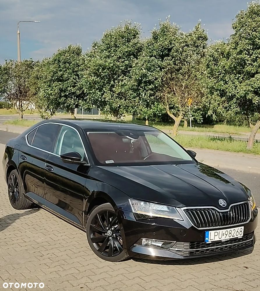 Skoda Superb 2.0 TDI Style DSG - 2